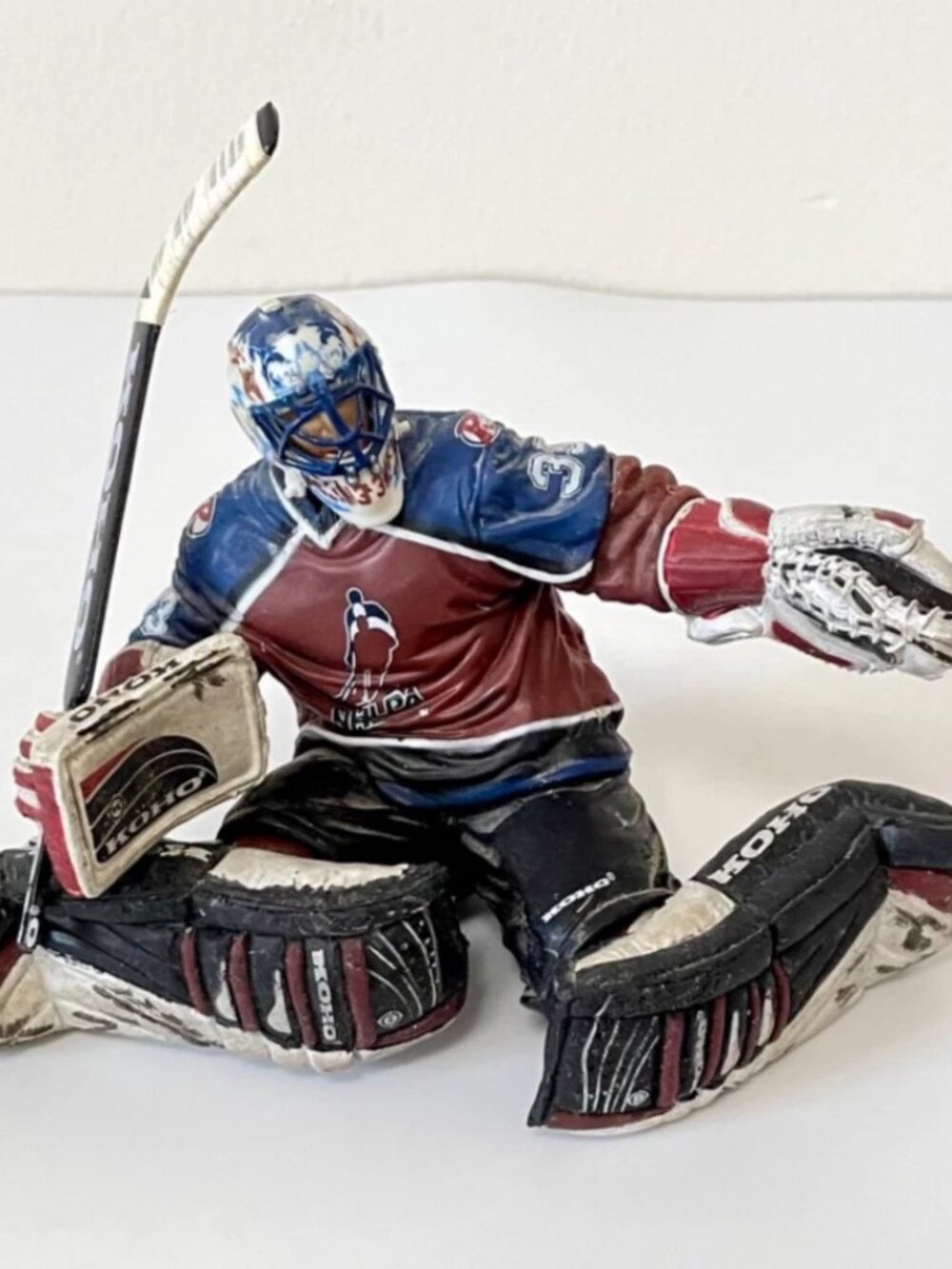 Vintage NHL McFarlane NHLPA Hockey Action Figure ONLY - NO Base - SOLD AS IS -
